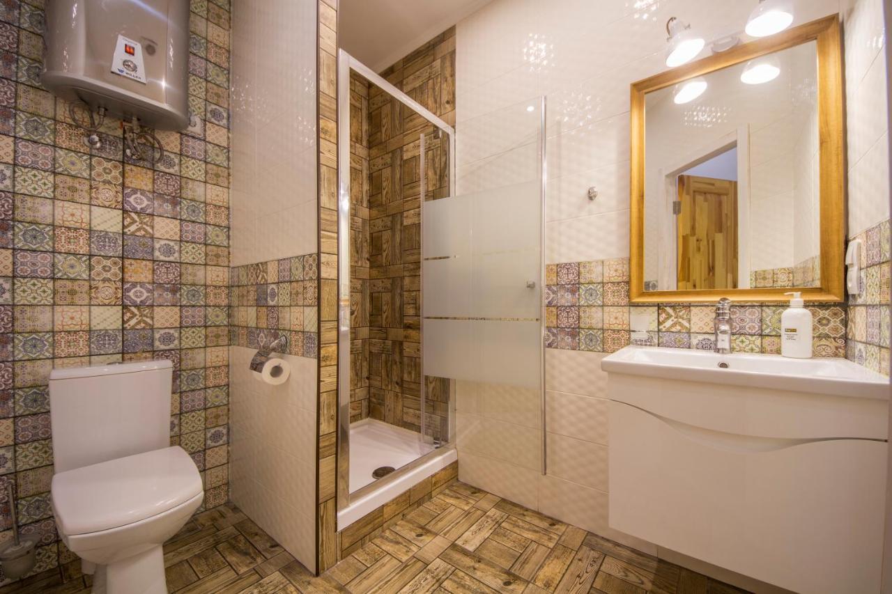 Design Apartments On Velyka Vasylkivska 42 Kiev Eksteriør billede