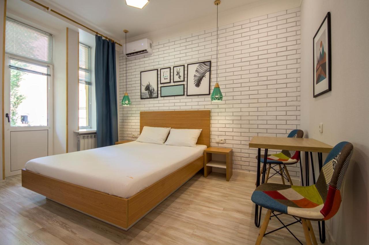Design Apartments On Velyka Vasylkivska 42 Kiev Eksteriør billede