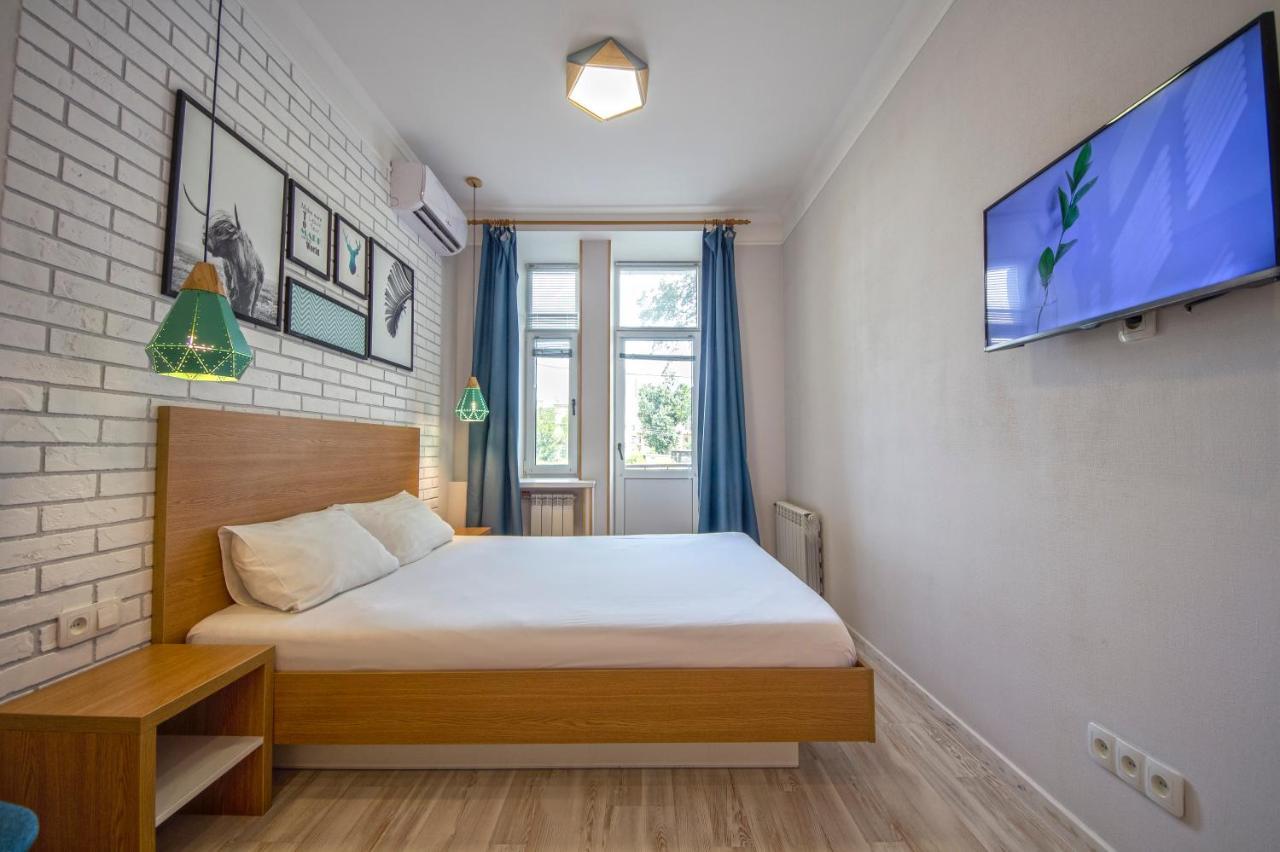 Design Apartments On Velyka Vasylkivska 42 Kiev Eksteriør billede