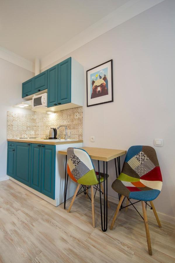 Design Apartments On Velyka Vasylkivska 42 Kiev Eksteriør billede